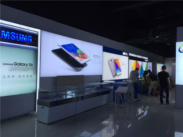 河南LED燈箱:制作燈箱材料很重要